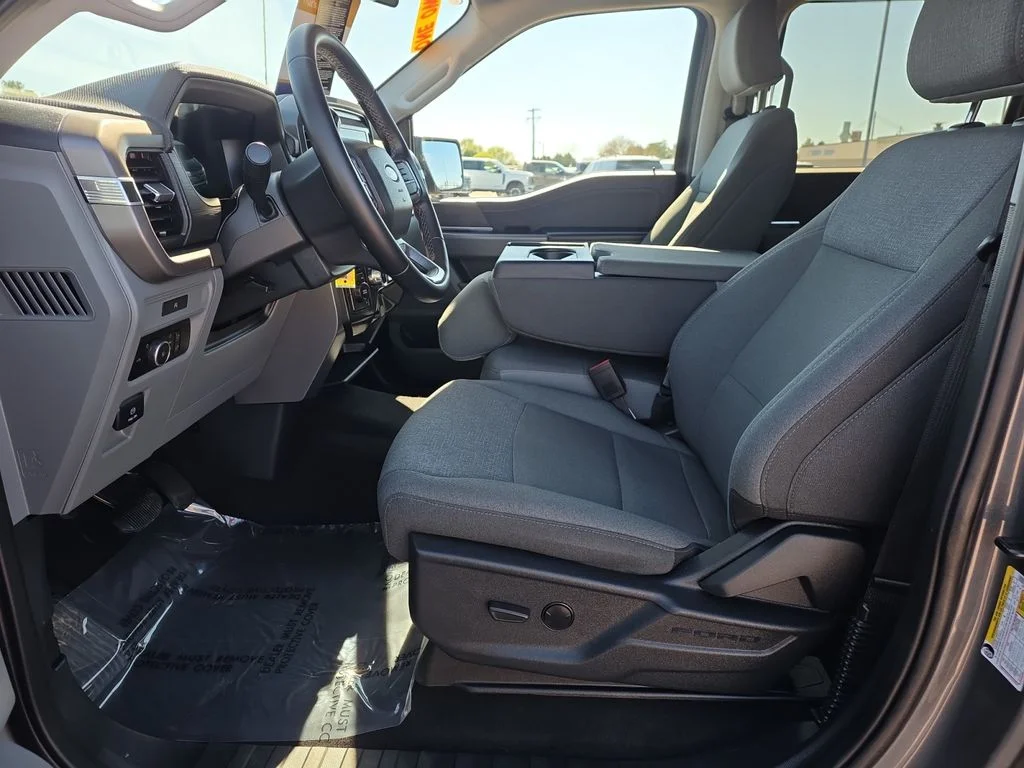 Certified Used 2025 Carbonized Grey Metallic Ford XLT image 17