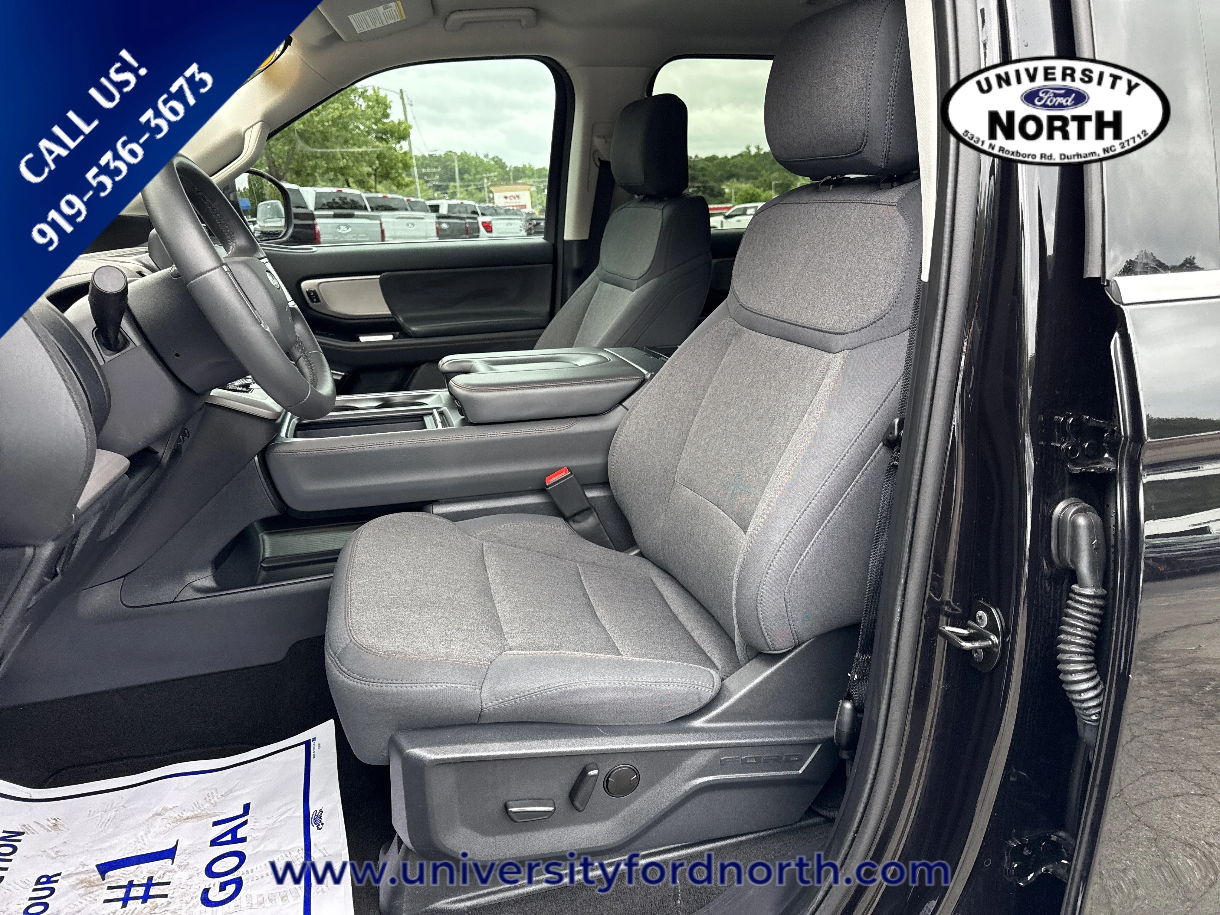 Used 2025 Agate Black Metallic Ford Active image 16