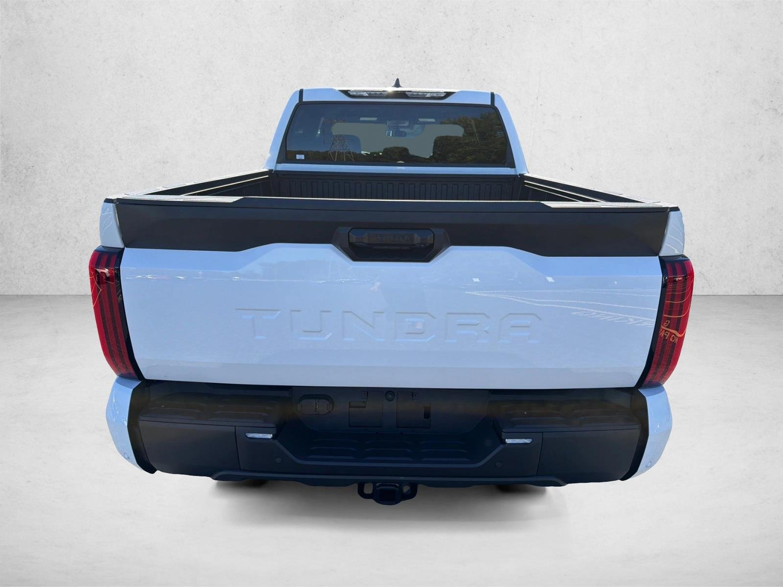 New 2026 Ice Cap Toyota SR5 image 4