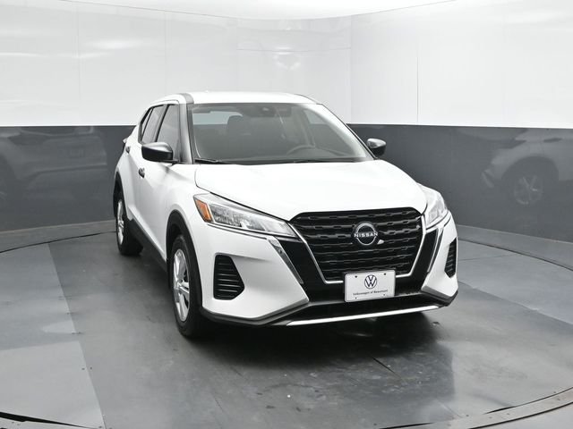 Used 2024 White Nissan S image 17