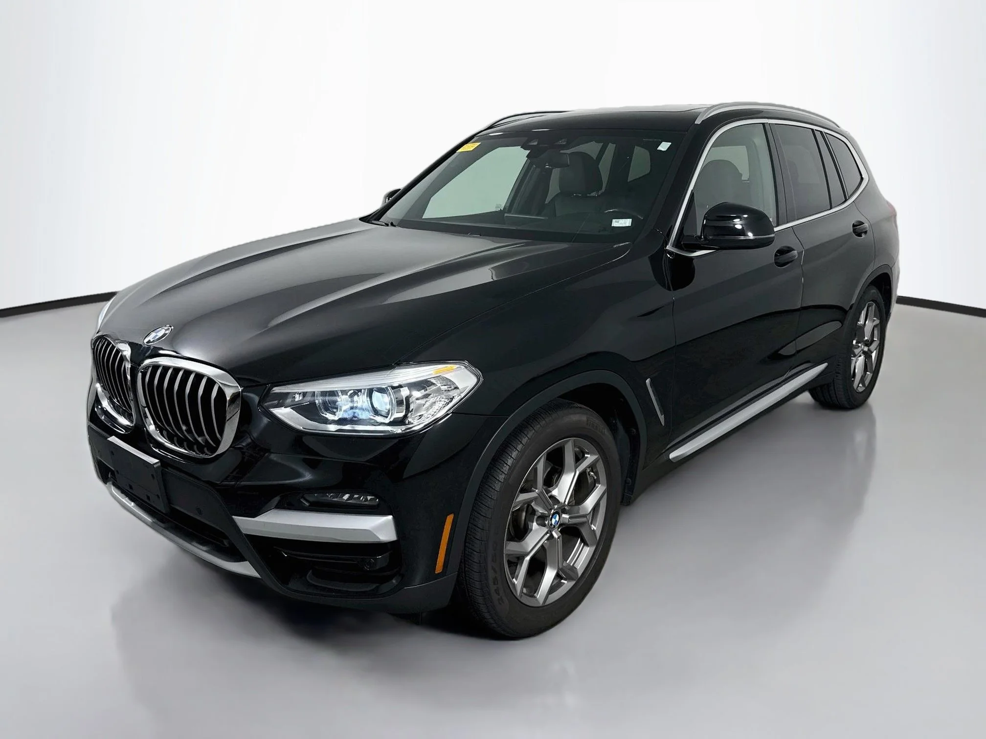 Used 2020 Jet Black BMW xDrive30i image 3