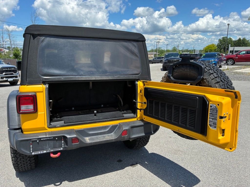 Used 2020  Jeep Rubicon image 47