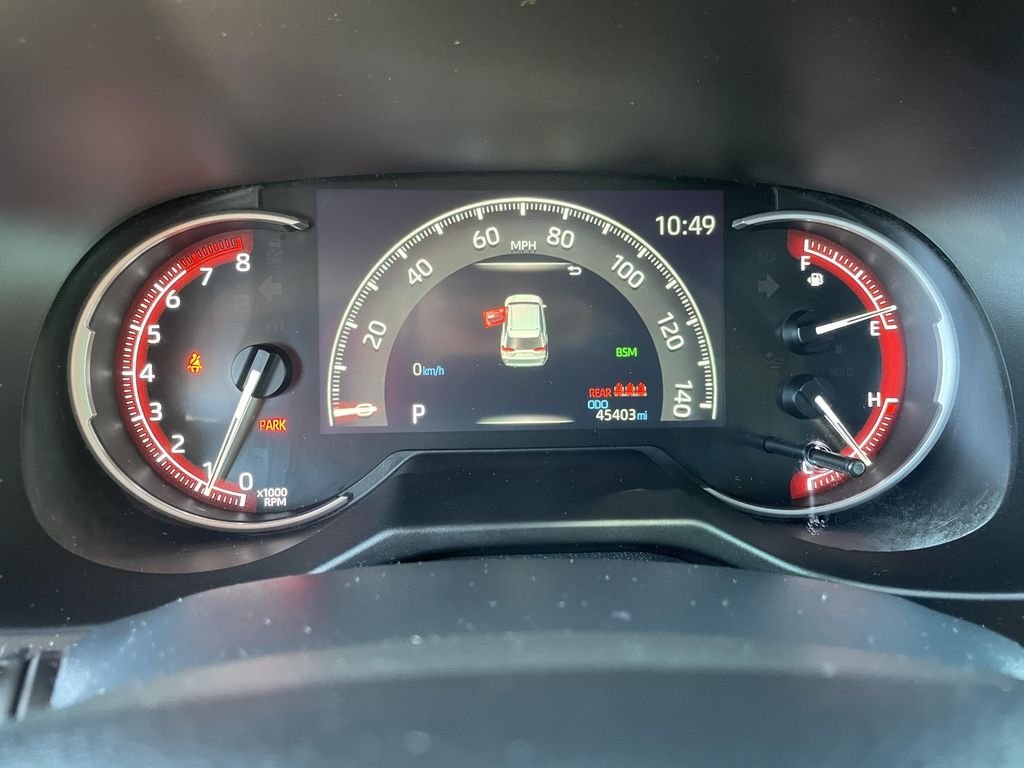 Used 2023  Toyota XLE image 22
