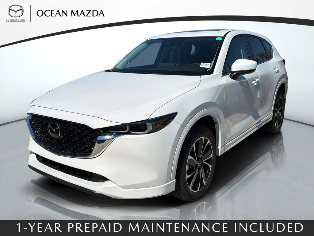 2025 Mazda CX-5 S Preferred package Auto AWD's photo