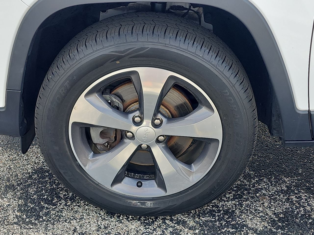 Used 2019 Bright White Clearcoat Jeep Limited image 10