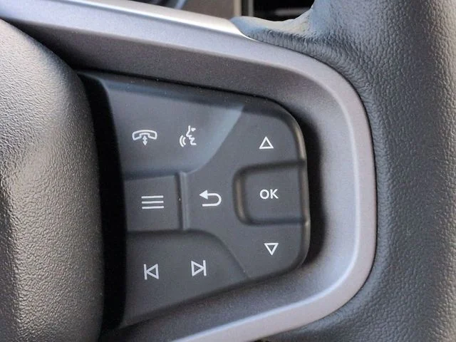 New 2026 Oxford White Ford Badlands® image 25