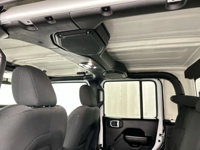 Used 2021 White Jeep Sport image 26