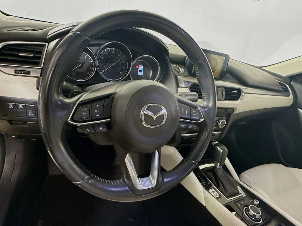 Used 2017 Titanium Flash Mica Mazda Grand Touring image 11