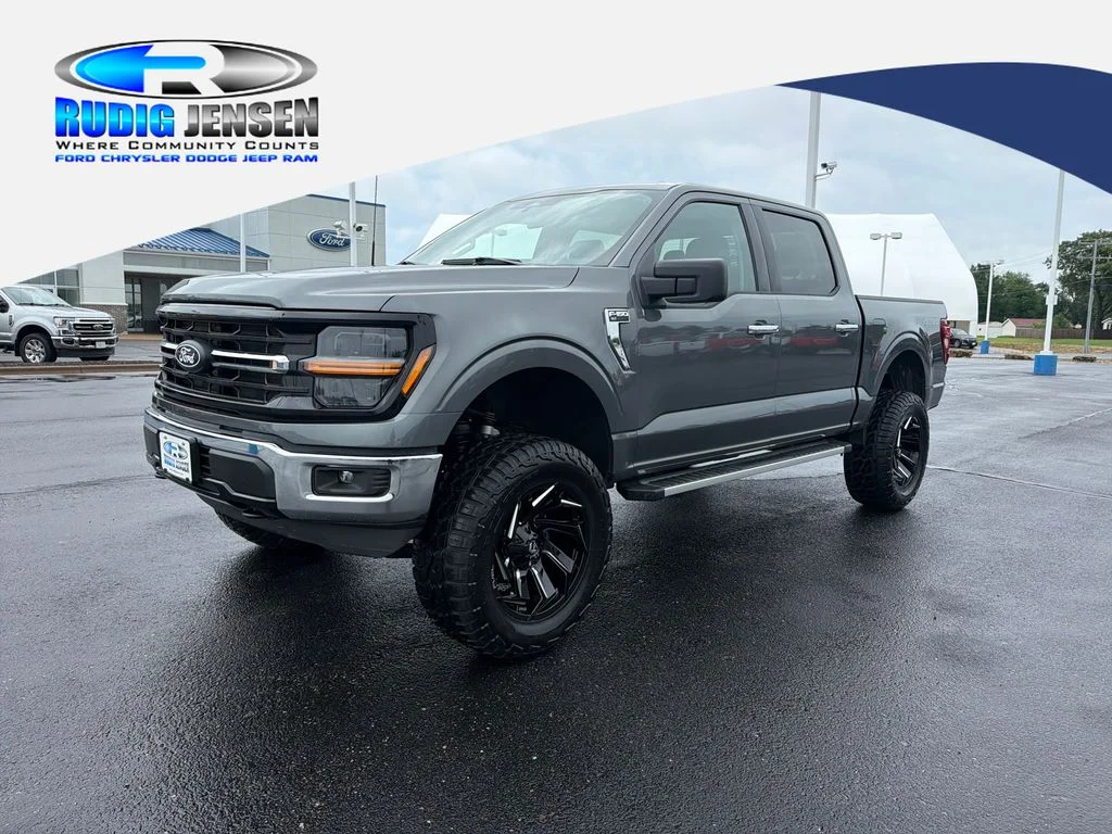 Used 2025 Gray Ford XLT image 1