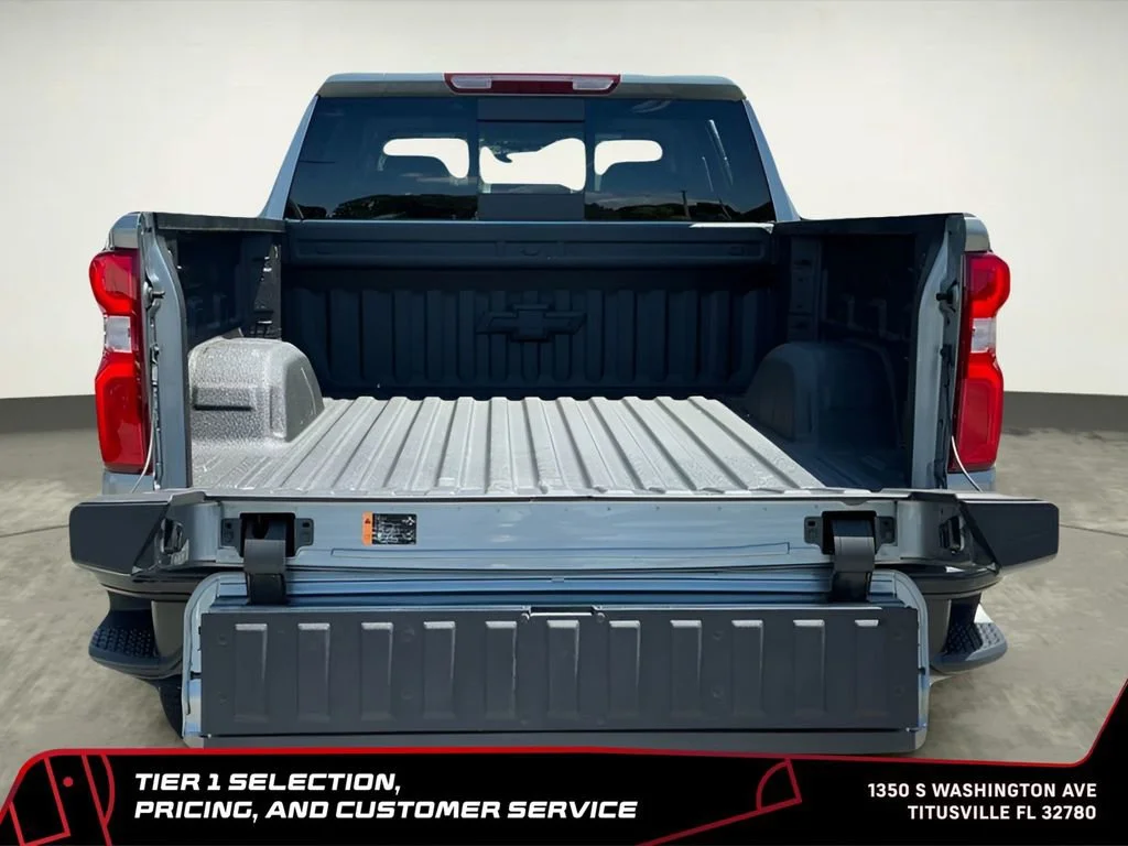 Used 2026 Sterling Gray Metallic Chevrolet LT Trail Boss image 18
