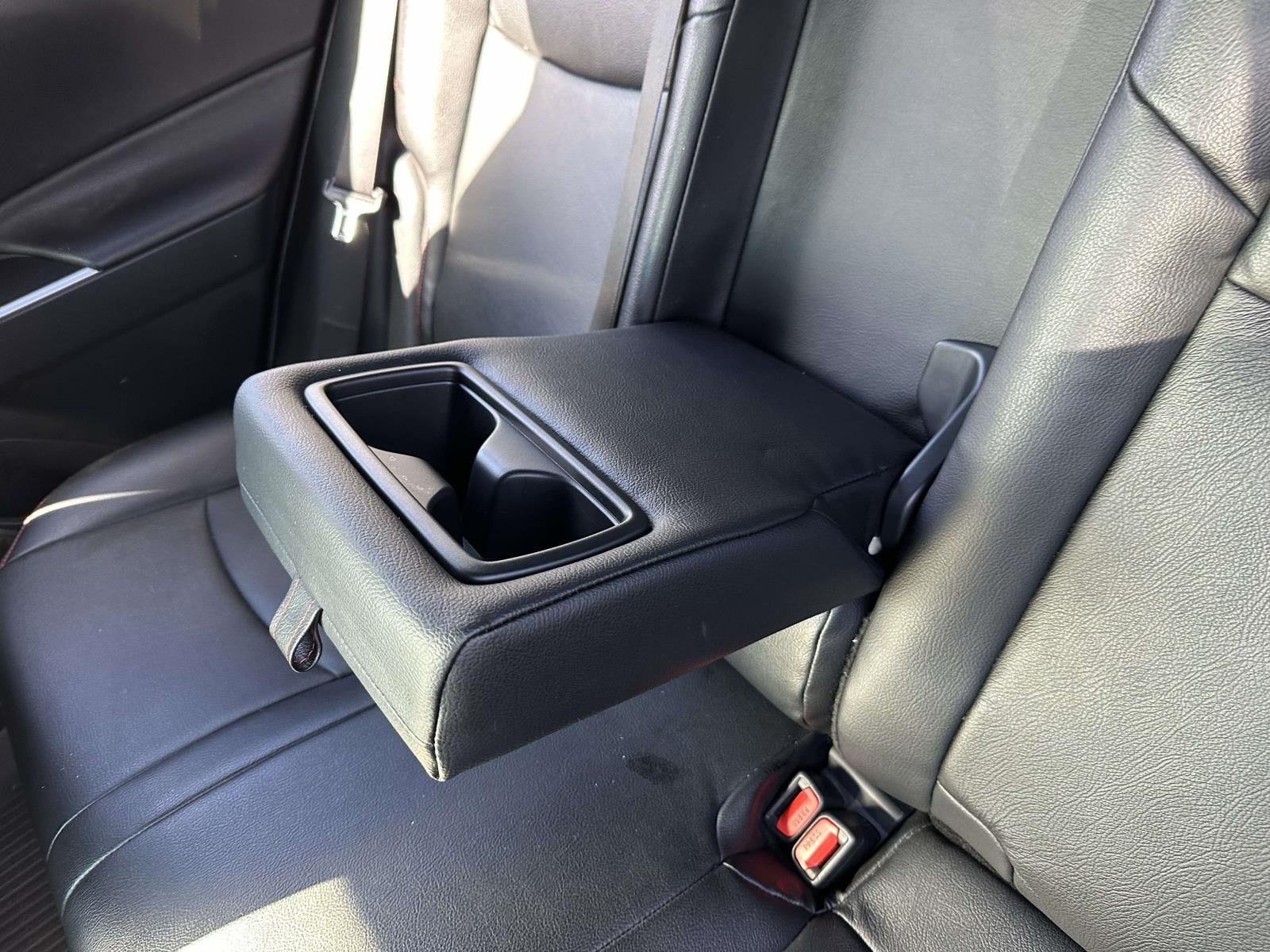 2023 Toyota RAV4 SE - Photo 14