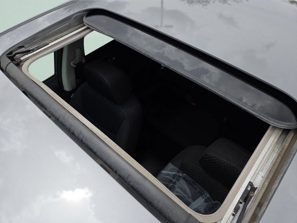 Used 2013 Magnetic Gray Nissan SR image 8