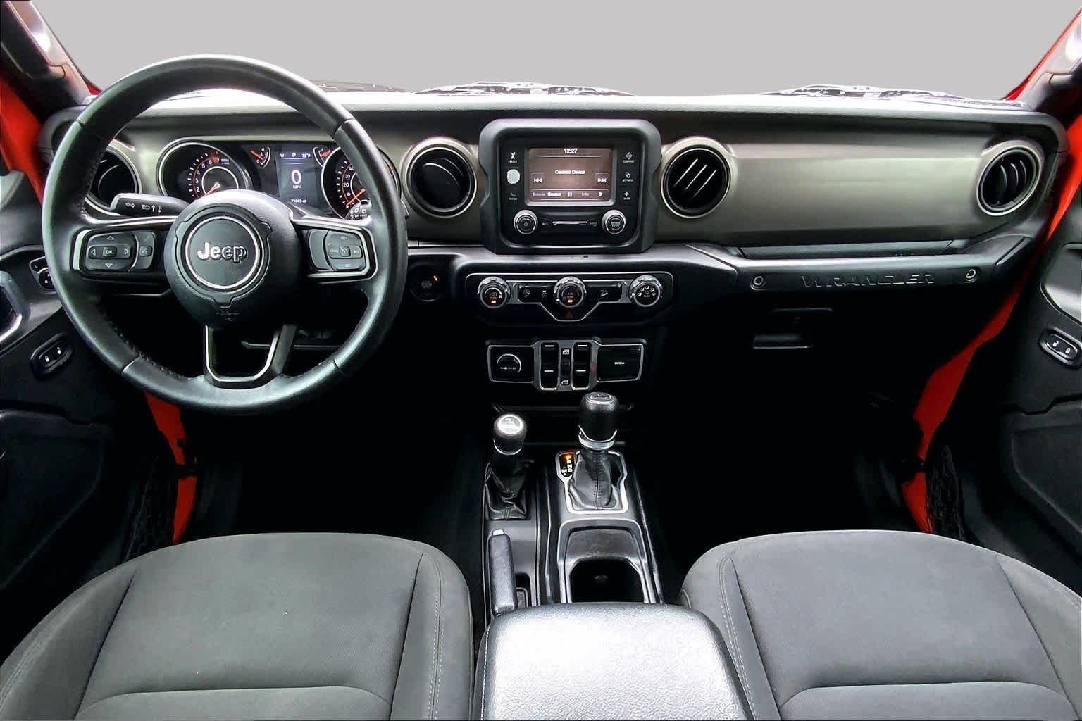 Used 2018 Punkn Metallic Clearcoat Jeep Sport S image 14
