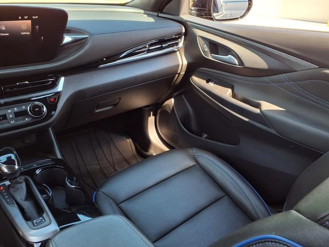 Used 2025 Ebony Twilight Metallic Buick Sport Touring image 19