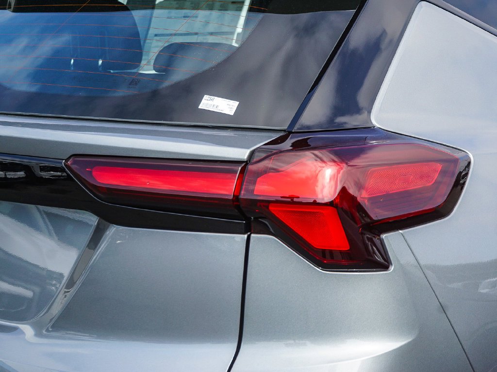 2027 Chevrolet Bolt RS - Photo 7