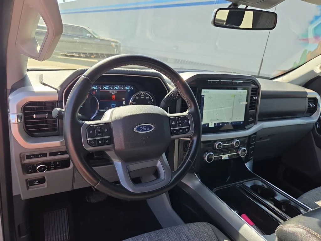 Used 2023 Gray Ford XLT image 9