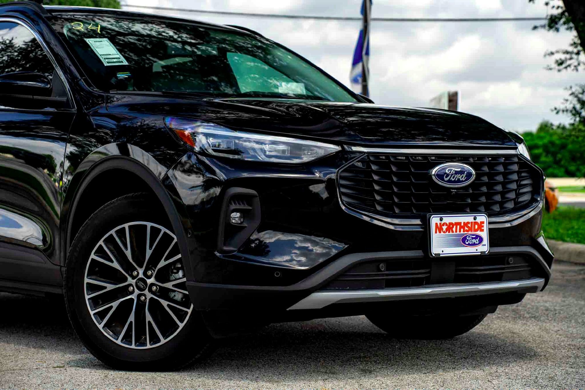 New 2024 Agate Black Metallic Ford PHEV image 3