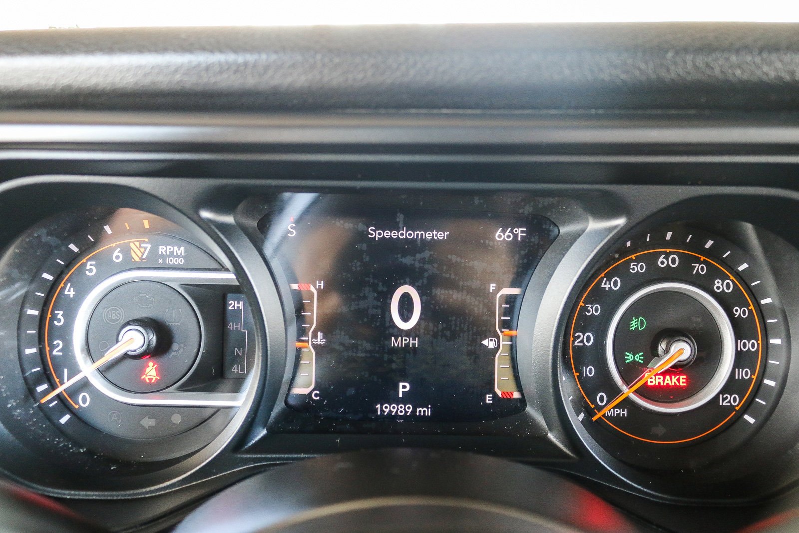 Used 2024 Anvil Clear Coat Jeep Sport S image 26