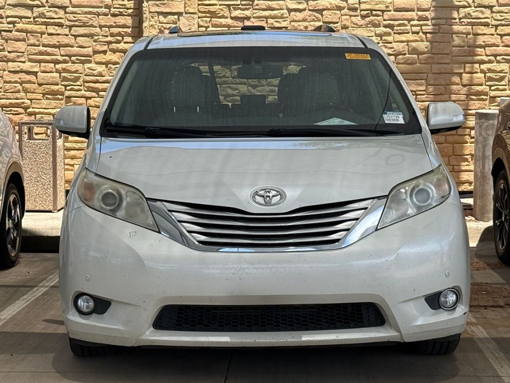 Used 2013 Toyota Sienna Limited with VIN 5TDYK3DC1DS353725 for sale in North Richland Hills, TX