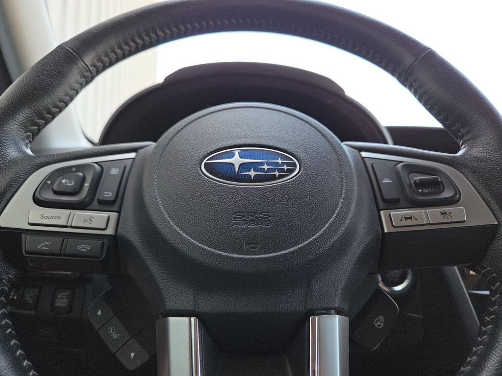 Used 2018 Blue Subaru 2.5i Touring image 23