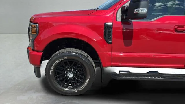 Used 2022 Red Ford LARIAT image 34