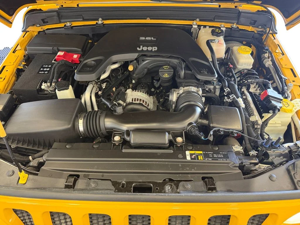 Used 2019 Yellow Jeep Unlimited Sport S image 15