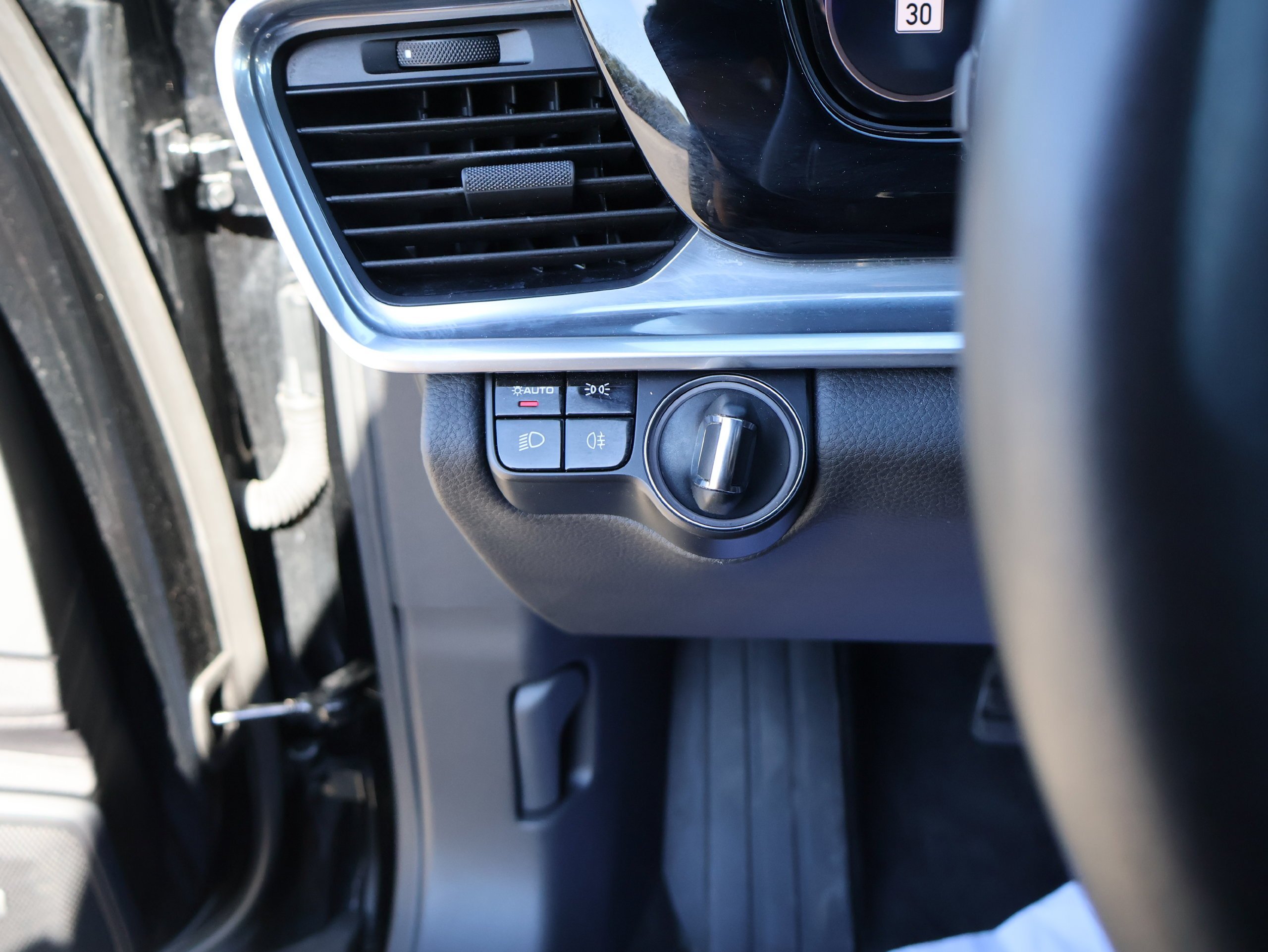 Used 2018 Black Porsche 4 image 33