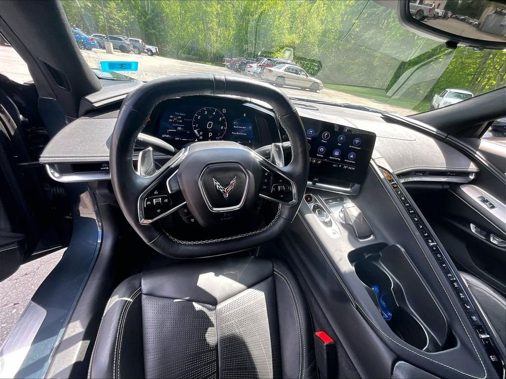 Used 2020 Shadow Gray Metallic Chevrolet Stingray image 15