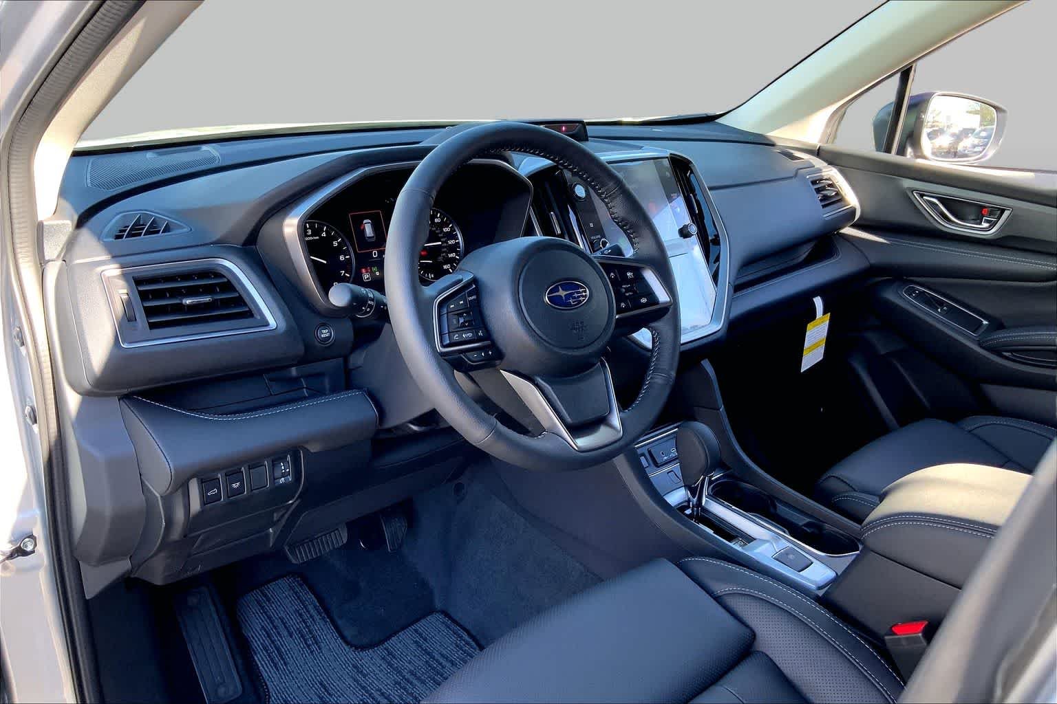 2026 Subaru Ascent Limited - Photo 8