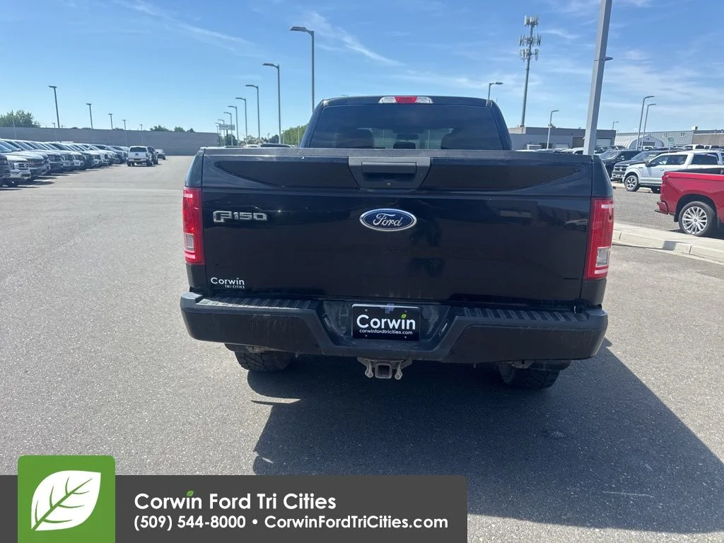 Used 2017 Shadow Black Ford XL image 11