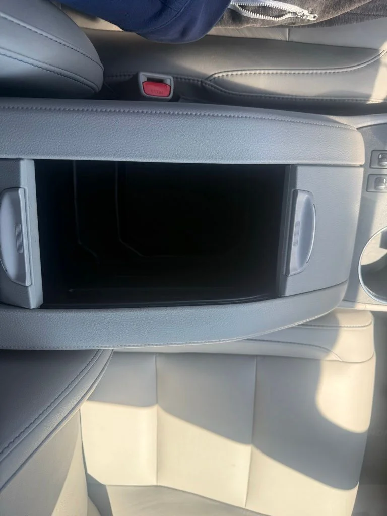 Certified Used 2019 Blizzard Pearl Toyota XLE image 24