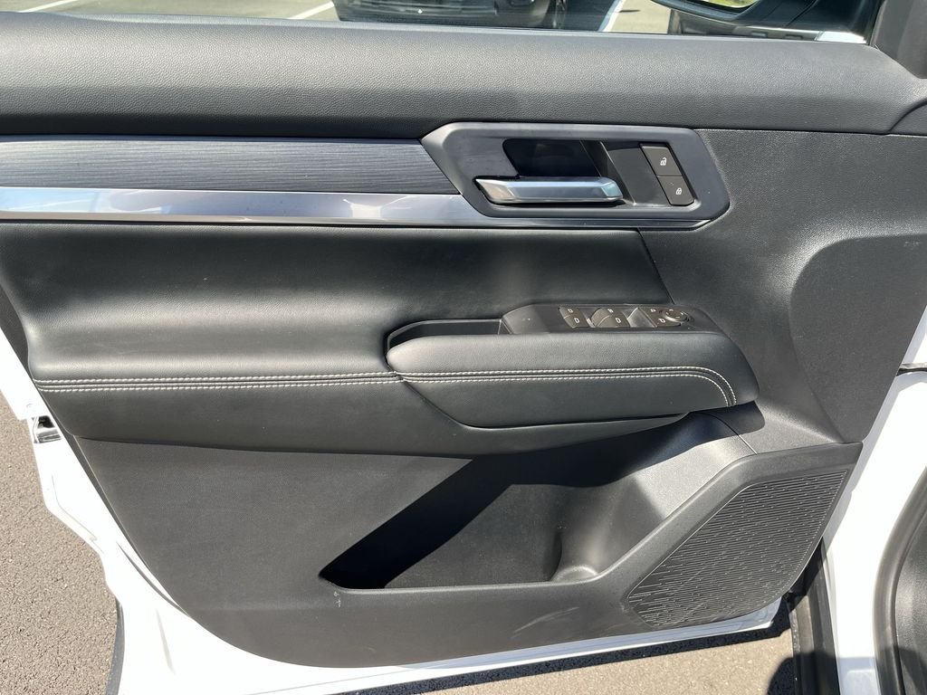 Used 2026 Summit White GMC Elevation image 13
