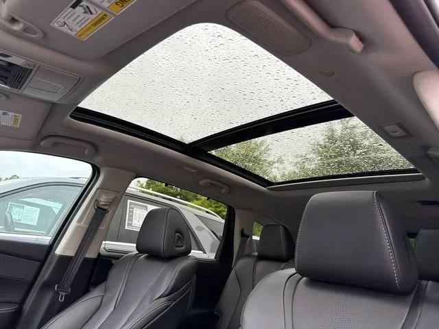 Used 2025 White Acura Technology Package image 33