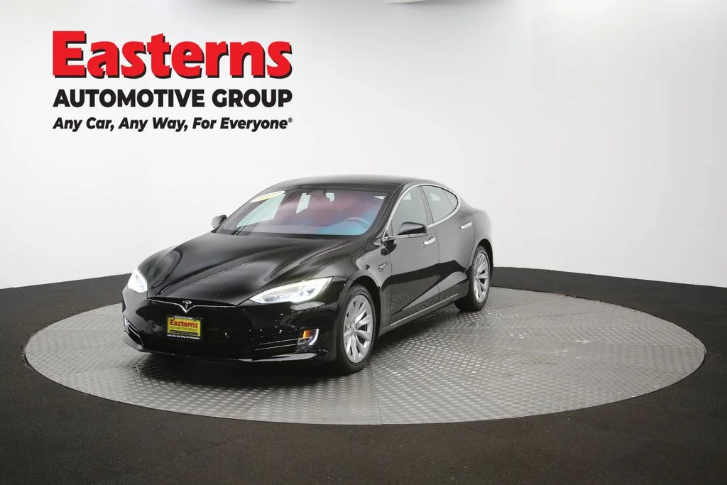 Used 2018 Black Tesla 75D image 52