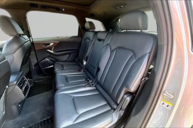 Used 2023 Silver Audi 55 Prestige image 28