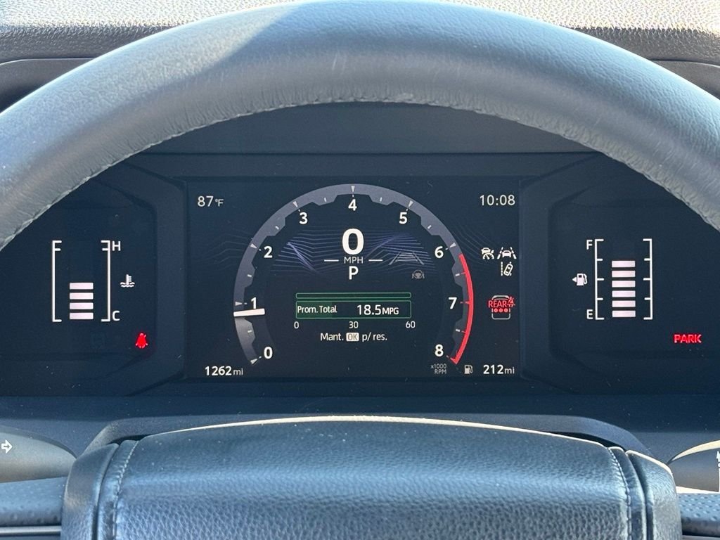 Used 2026  Toyota SR5 image 23