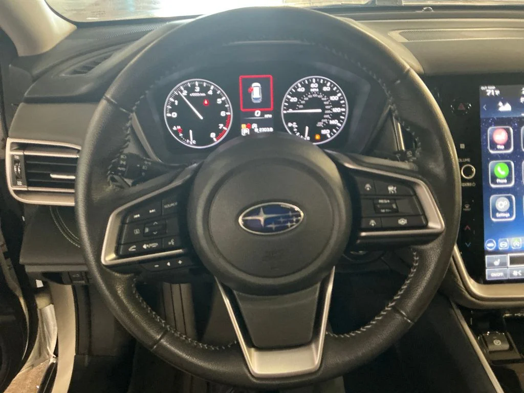 Used 2023 White Subaru Onyx Edition XT image 21