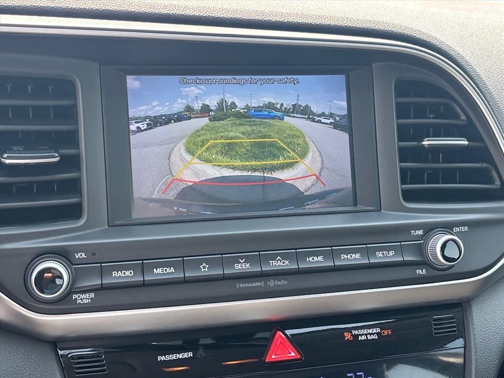 2020 Hyundai Elantra SEL - Photo 13