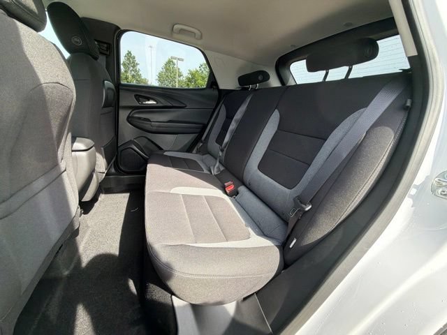 New 2026 Summit White Chevrolet LT image 21