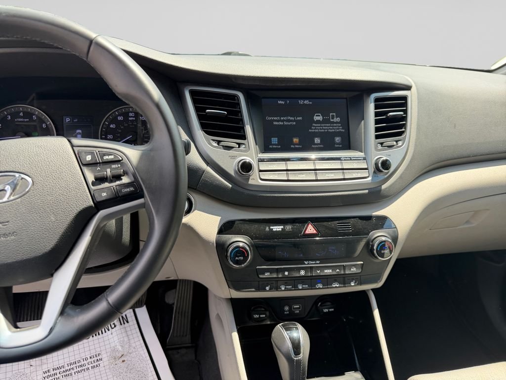 Used 2018 Gray Hyundai Sport image 12