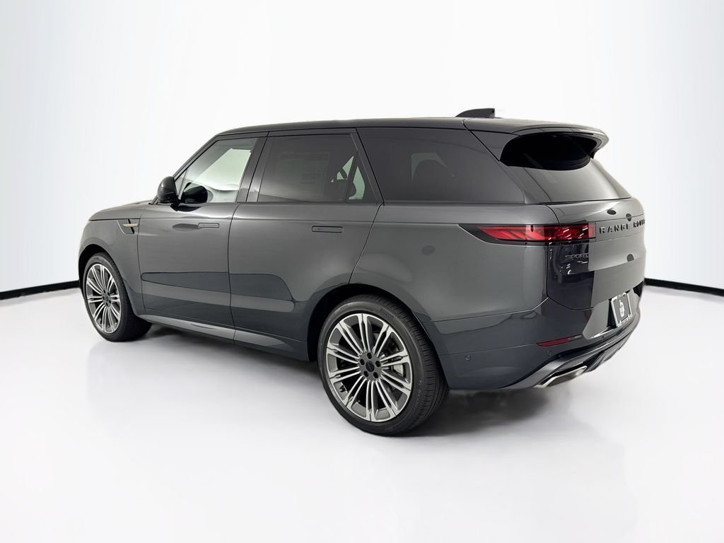 New 2026 Carpathian Grey Land Rover Dynamic SE image 7