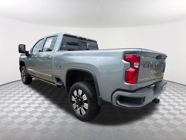 Used 2024 Gray Chevrolet High Country image 7