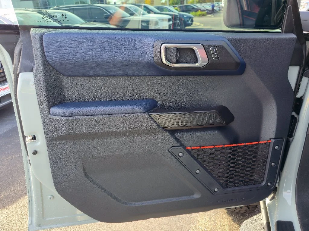 2023 Ford Bronco 4-Door Raptor - Photo 23