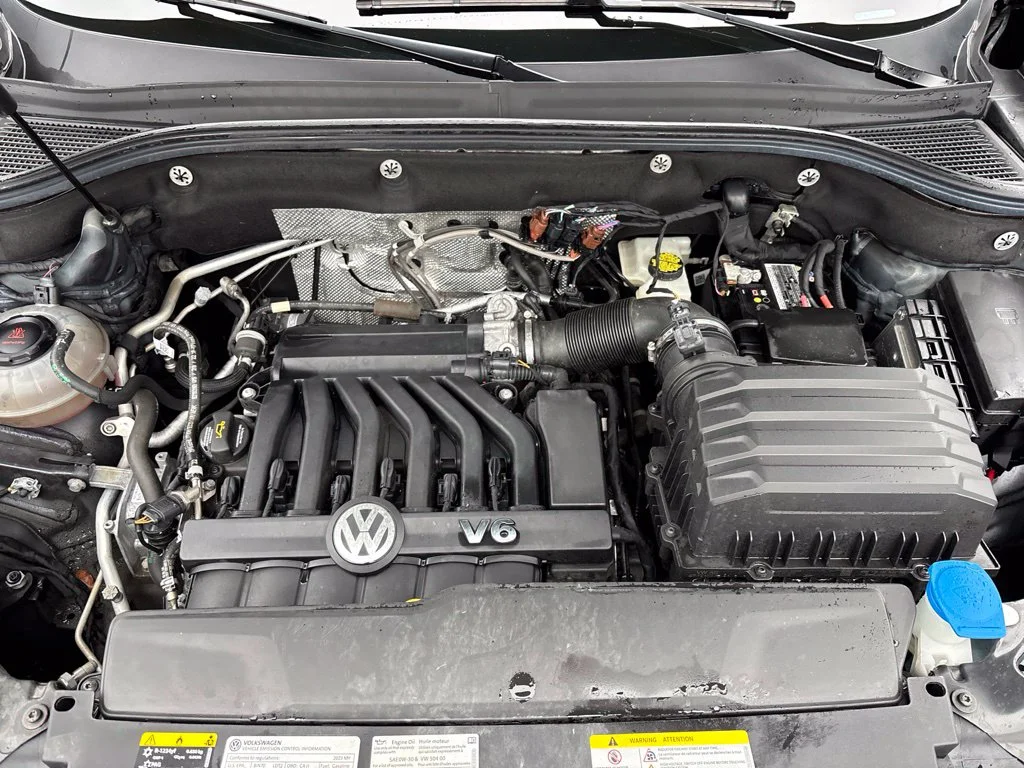 Used 2023  Volkswagen SEL image 12