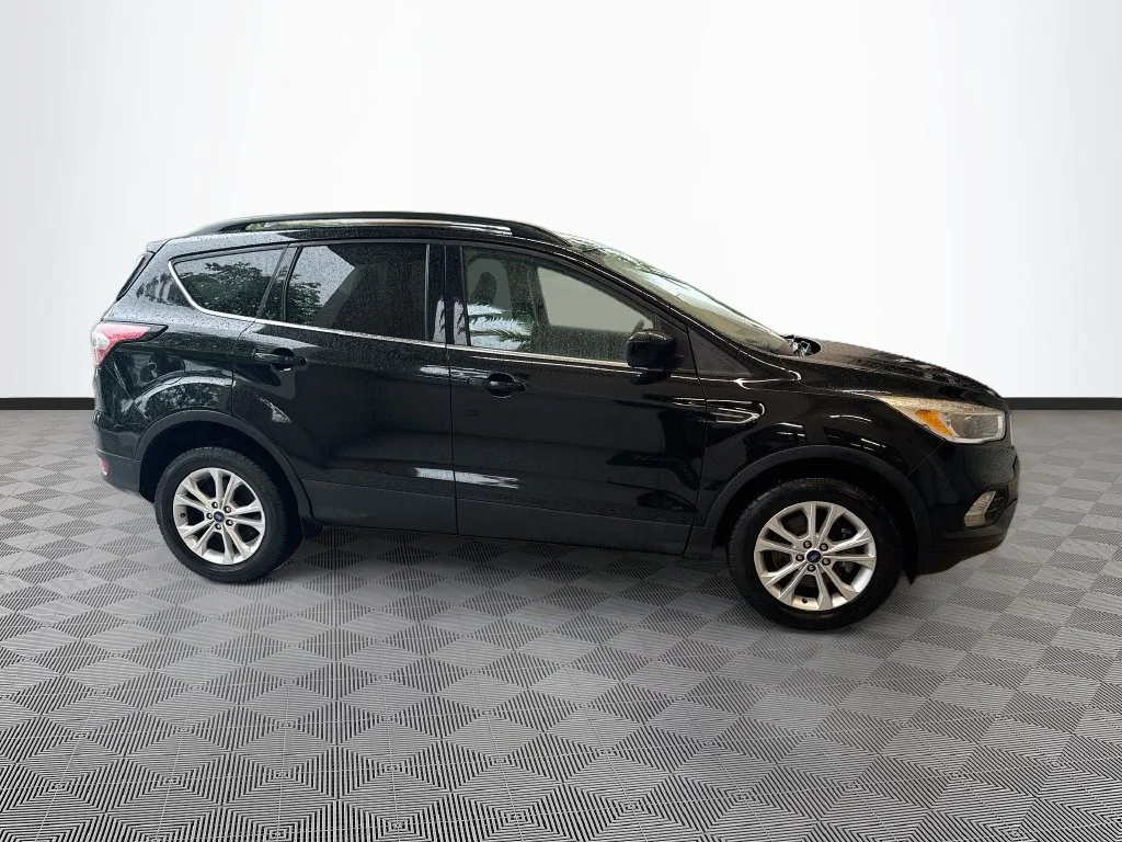 Used 2018 Black Ford SE image 5