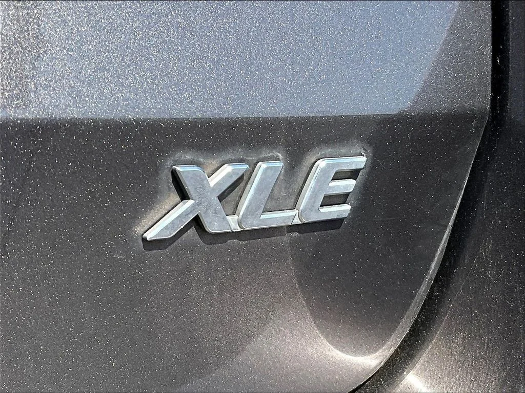 Used 2012 Gray Toyota XLE image 24