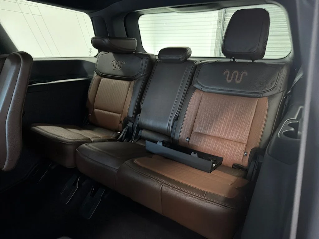 New 2027 Star White Metallic Tri-Coat Ford King Ranch® image 13