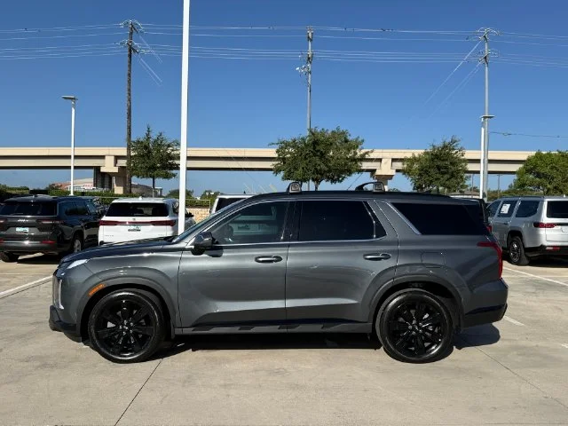 Used 2025 Graphite Hyundai XRT image 7