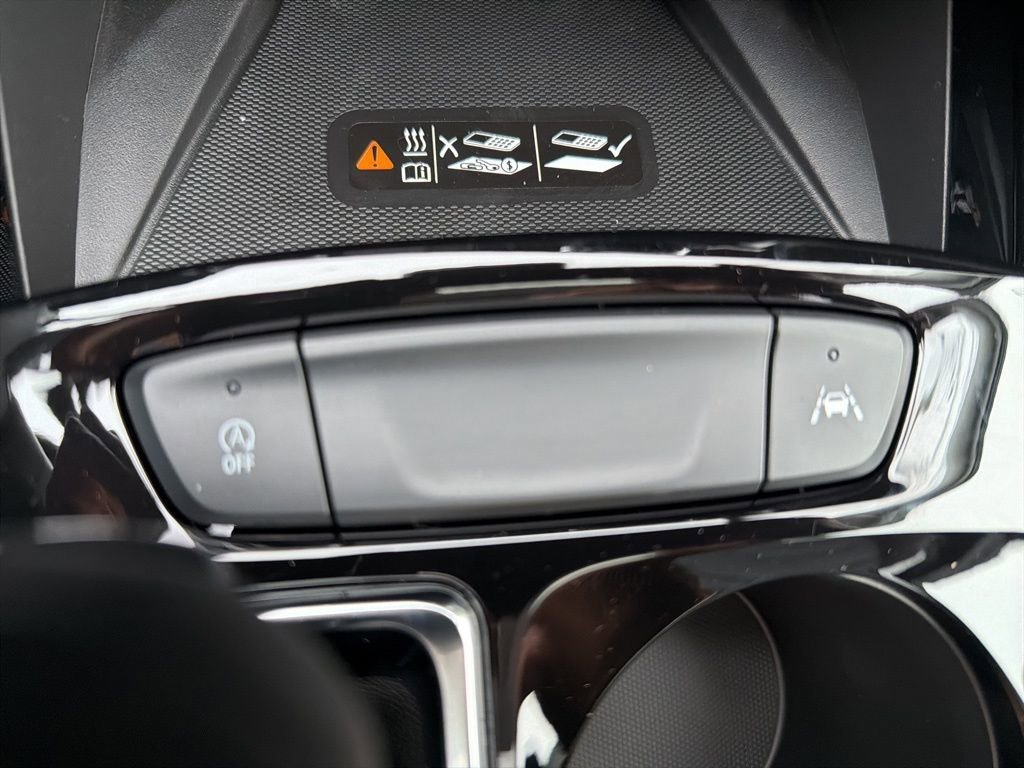 2026 Chevrolet Trax LT - Photo 19