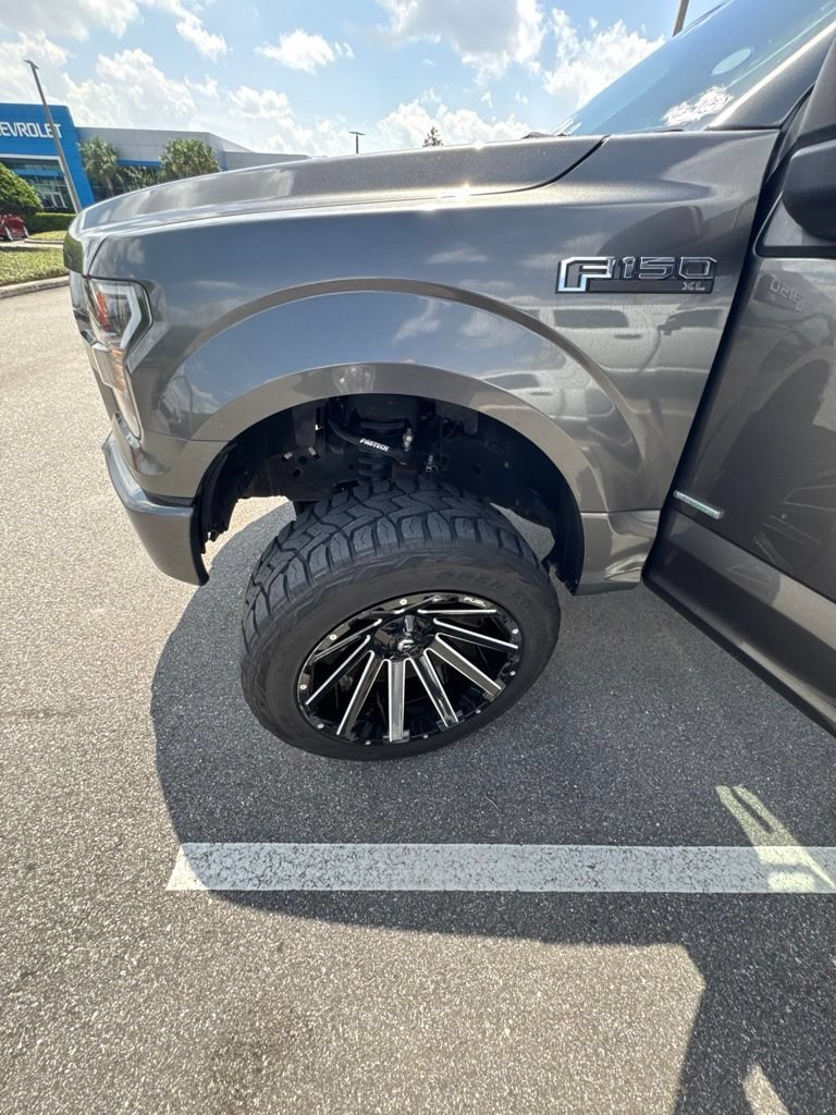 Used 2017 Gray Ford XL image 7